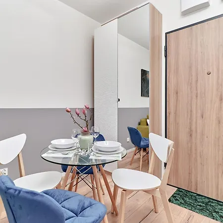 Modern Grabiszyn By Renters Apartment *